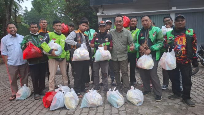 
					PT Bumi Mekar Hijau Salurkan 1.000 Paket Sembako untuk Warga Terdampak Karhutla di Palembang dan OKI Sumsel