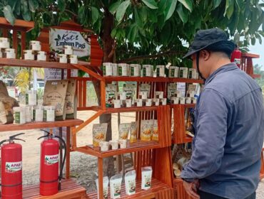 Produk Kelompok Wanita Tani (KWT) Embun Pagi bersama Pertamina PHE Jambi Merang. Foto : Abdullah Toriq/Urban Id