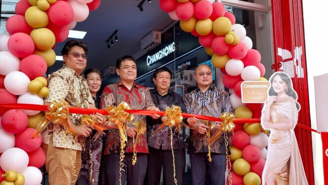 
					Ekspansi Strategis, Changhong Resmikan Brand Shop Eksklusif Perdana di Istana Elektronik Palembang